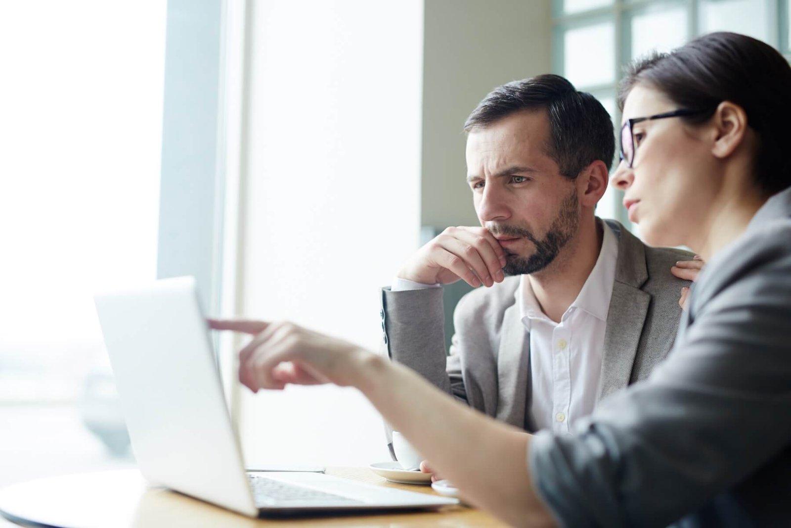 Marketing performance report and ROI dashboard